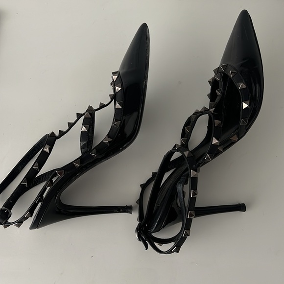 Black patent leather Valentino shoes size 41 - Picture 7 of 11